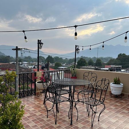 Hotel Posada Dominnycos San Cristóbal de Las Casas Zewnętrze zdjęcie
