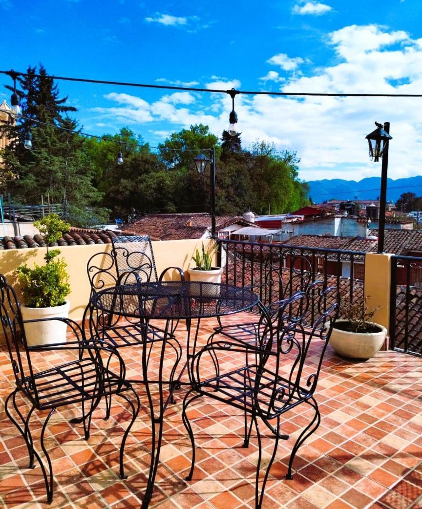 Hotel Posada Dominnycos San Cristóbal de Las Casas Zewnętrze zdjęcie