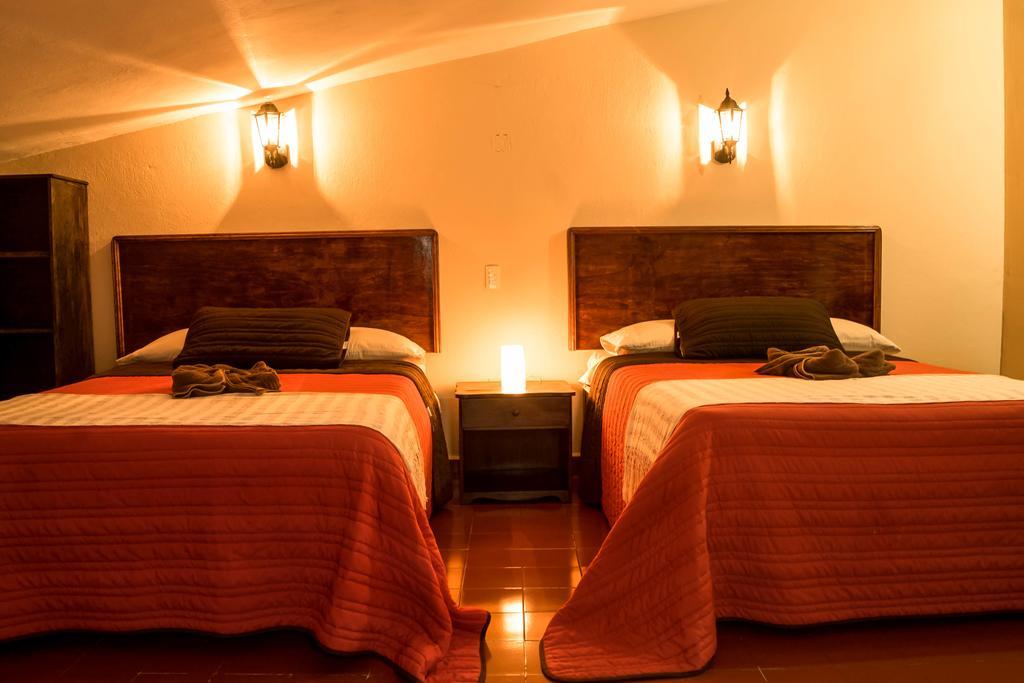 Hotel Posada Dominnycos San Cristóbal de Las Casas Zewnętrze zdjęcie