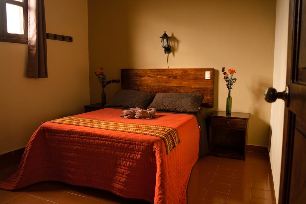 Hotel Posada Dominnycos San Cristóbal de Las Casas Zewnętrze zdjęcie